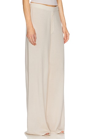 Guest In Residence Everywear Pant in Cream