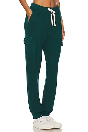 MONROW Supersoft Fleece Cuff Cargo Sweat Pant in Dark Green