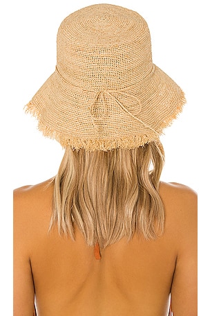 Hat Attack Packable Raffia Bucket Hat in Neutral