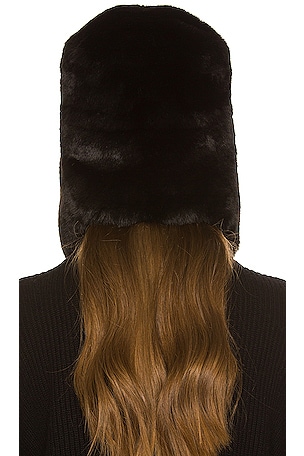 Hat Attack Apres Sherpa Trapper in Black