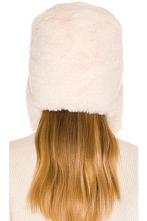 Hat Attack Apres Sherpa Trapper in Ivory