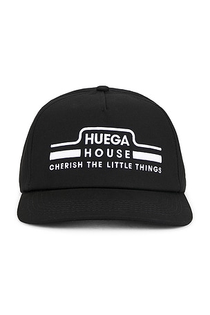 CHAPEAU UMAGE Huega House