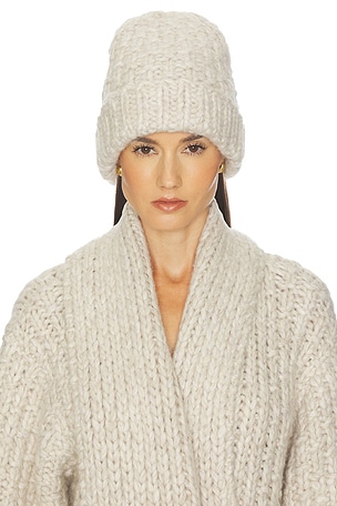 Joanie Hand Knit Beanie Helsa