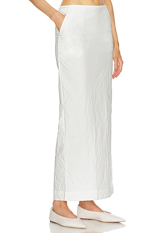 Helsa Crinkle Maxi Skirt in White