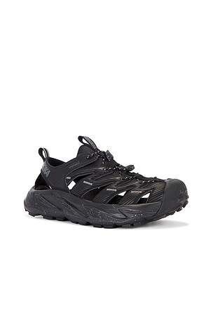 HOKA U Hopara in Black