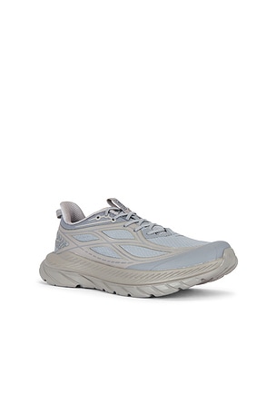 HOKA Mach Remastered Sneaker in Grey