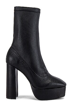 x REVOLVE Aura Boot House of Harlow 1960