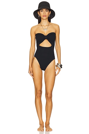 Alana One Piece Hunza G