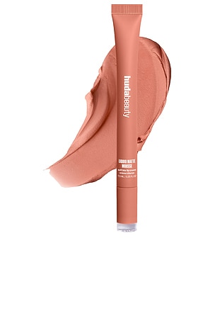 LIQUID MATTE MOUSSE 립스틱 Huda Beauty