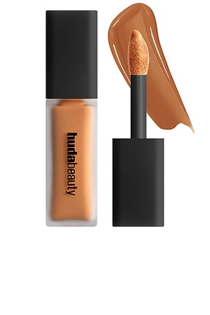 Faux Filter Luminous Matte Concealer Huda Beauty