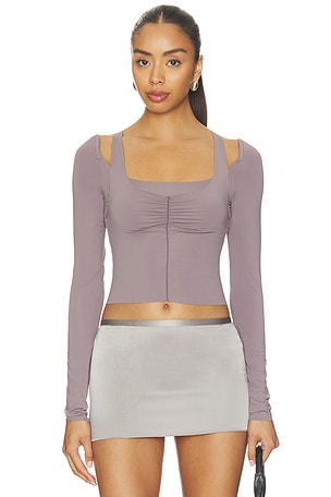 NERINA トップ I.AM.GIA