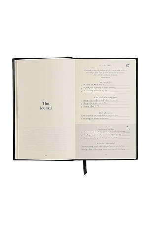 Intelligent Change The Five Minute Journal in Black