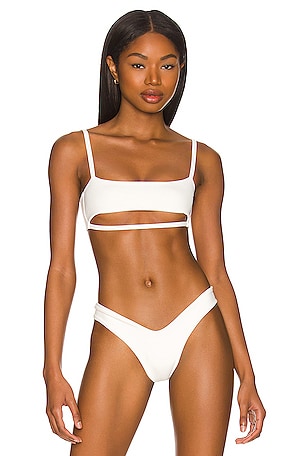 Good American 10 Ways To Wear Bikini Top in White
