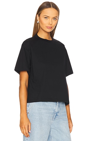 Ivy Oak Kyla Cropped Boxy T-shirt in Black