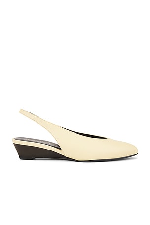 Snoop Pump Jeffrey Campbell
