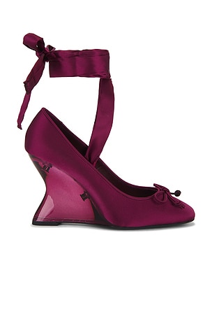 Efface Pump Jeffrey Campbell