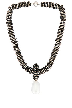 Pearl Drop Necklace Julietta