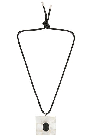 Chamonix Necklace Julietta