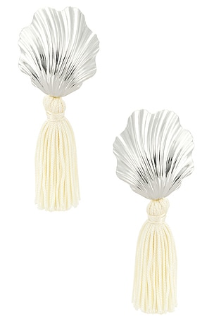 Coquille Earrings Julietta