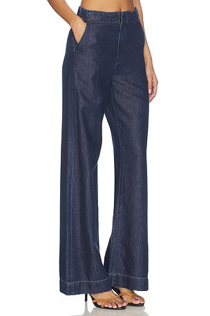 Joe's Jeans The Clean Denim Trouser Jeans in Blue