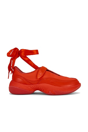 POINTE 스니커즈 Jordan