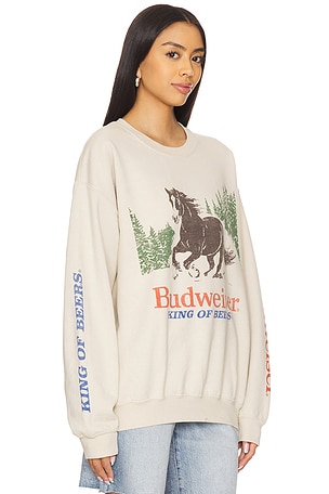 Junk Food Clydesdale King Of Beers Sweatshirt in Beige