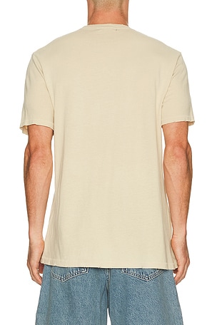 Junk Food Bud Clydesdale Tee in Cream. Size L. Also
