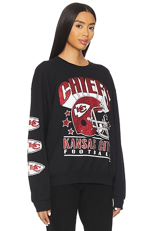 Junk Food Chiefs Glitter Helmet Crew Fleece in Black