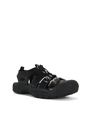 KEEN Newport Hl-M in Black
