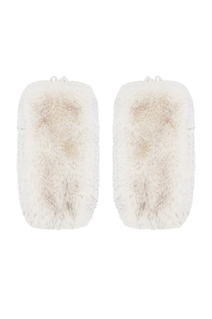 Kim Shui Faux Fur Leg Warmer in White