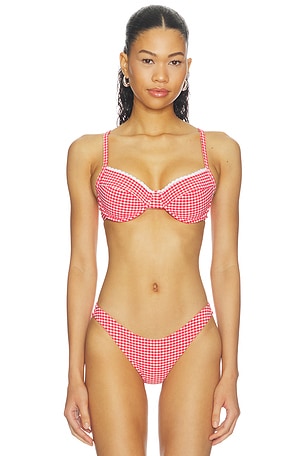 TOP DE BIKINI TIPO SUJETADOR CON AROS, DE CROCHET CON BORDE FESTONEADO STRAWBERRY SIESTA Kulani Kinis