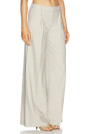 L'AGENCE Allanah Mid Rise Trouser in Light Grey. Size 8. Also
