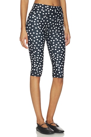 Leslie Amon Capri in Black. Size L. Also