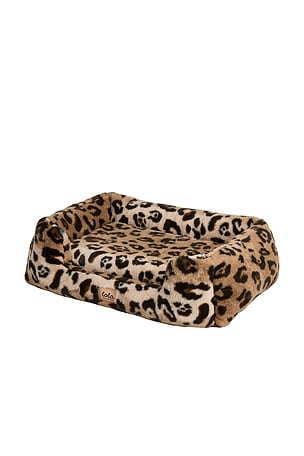 Small Pet Bed Lola Blankets