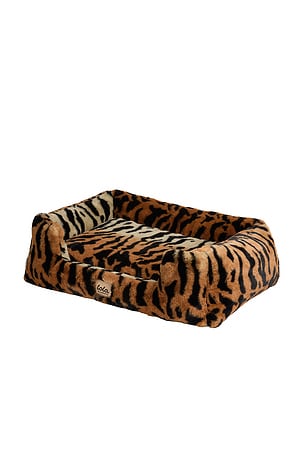 The Small Lola Pet Bed Lola Blankets