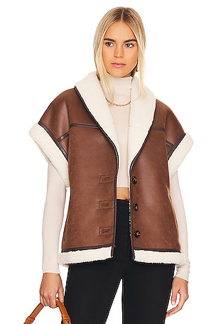 Miri Vest L'Academie