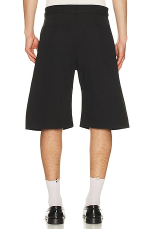 Le17Septembre Belted Curved Shorts en Noir