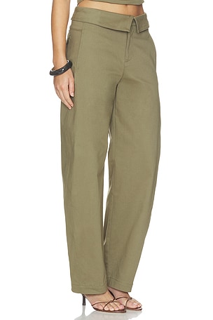 Lene & dot pantalones anden en color verde oliva