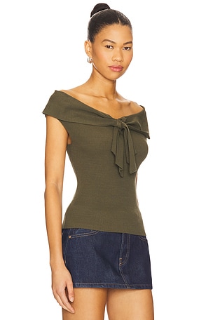 Line & Dot Parcie Top in Olive