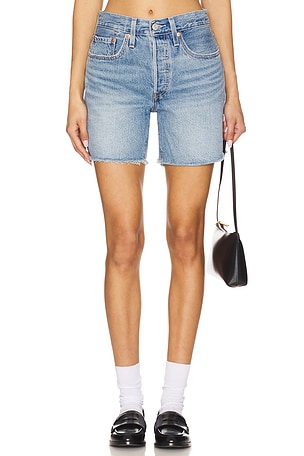 SHORT DE CINTURA BAJA HASTA MEDIO MUSLO 501 LEVI'S