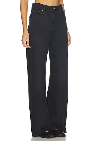 LEVI'S Ribcage Wide Leg Jeans in Black. Size 32. Also