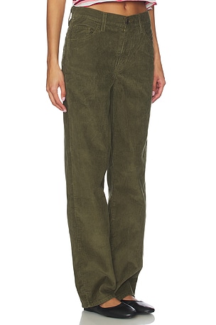 Levi's corduroy baggy dad en color verde oliva