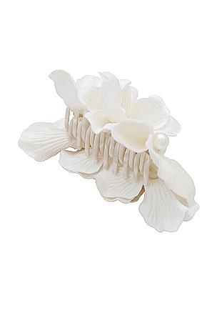 Magnolia Claw ClipLele Sadoughi$75
