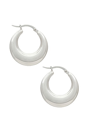Lili Claspe Becca Hoops in Metallic Silver
