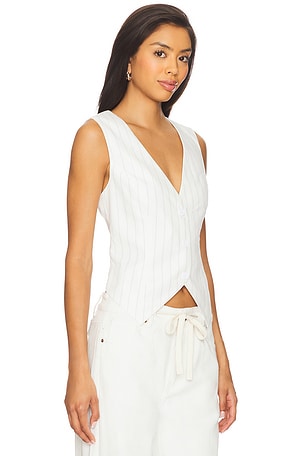 LIONESS Valley Vest in Ivory