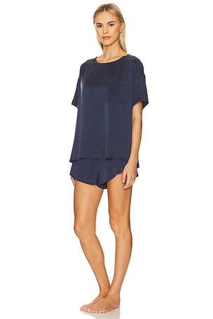 LUNYA Washable Silk Tee Set in Navy