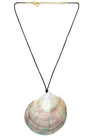 Avery Shell Necklace Lovers and Friends