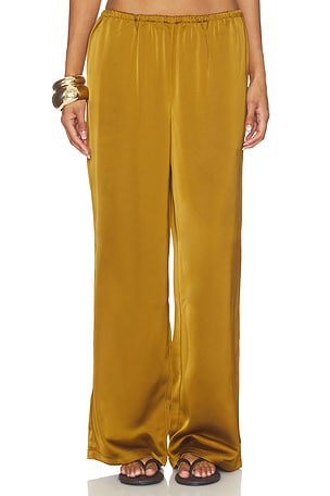Vivian Pant LPA