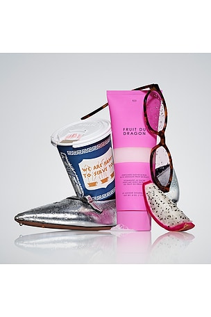 Le Monde Gourmand Fruit Du Dragon Perfumed Sugar Scrub in Beauty: NA