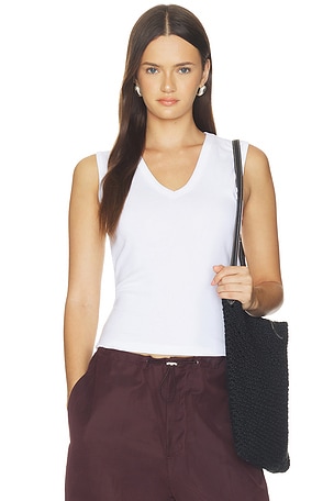 Nando Sleeveless V-Neck Tank Top LESET
